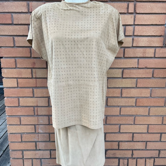 Vintage Alicia Herrera Suede Set - Picture 1 of 15